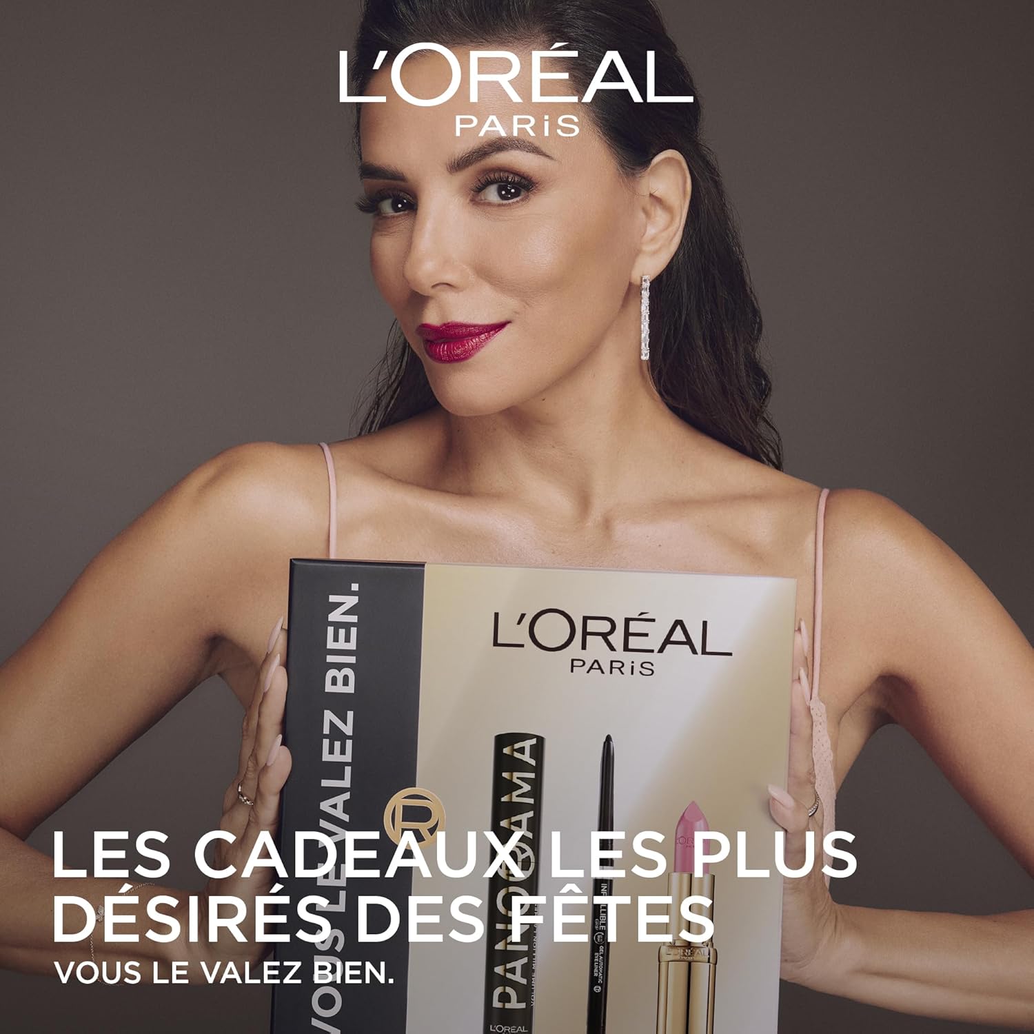 L'Oréal Paris Coffret Cadeau Femme – Mascara Panorama All Night Black, Eyeliner Infaillible Grip Liner Noir & Rouge à Lèvres Color Riche Satin Rose Tendre